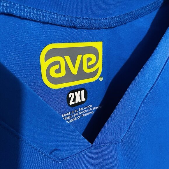 AVE Shirt Womens Size 2XL Blue Scrubs Top V-Neck Nurse Uniform Work Tech Pockets - Picture 3 of 8
